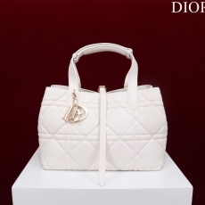 Christian Dior Shopping Bags